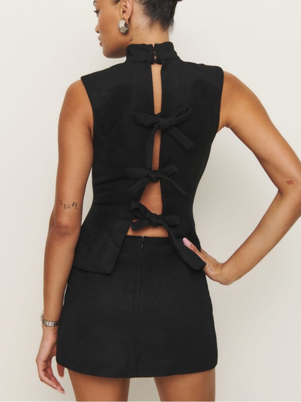 Reformation Sutton Mock Neck Sleeveless Wool Blend Top in Black - Picture 4 of 7